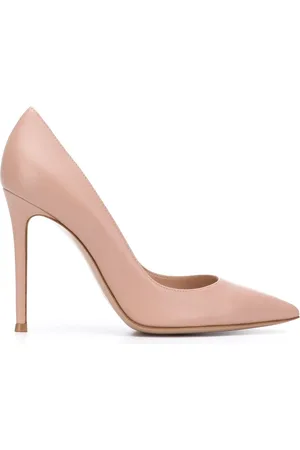 Gianvito Rossi Pumps mit spitzer Kappe