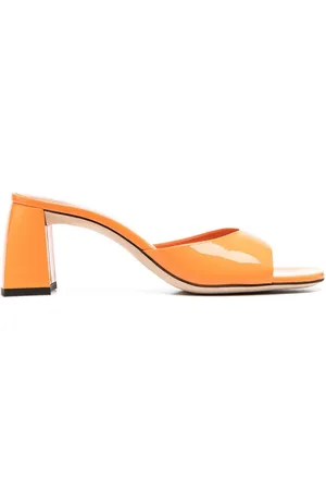 By Far Michele Mules aus Lackleder