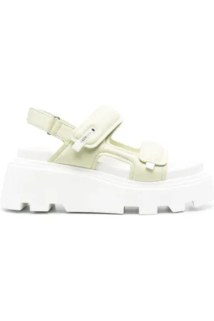 Premiata Sandalen mit breiter Sohle