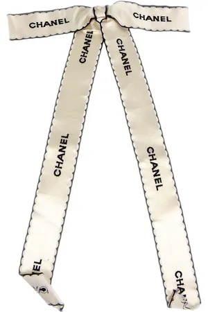 CHANEL 1990-2000 Brosche