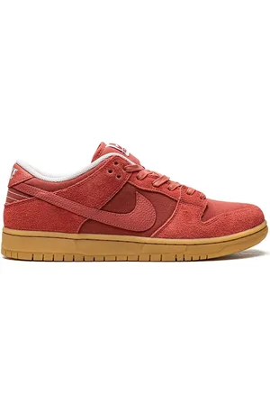 Nike SB Dunk Low Sneakers