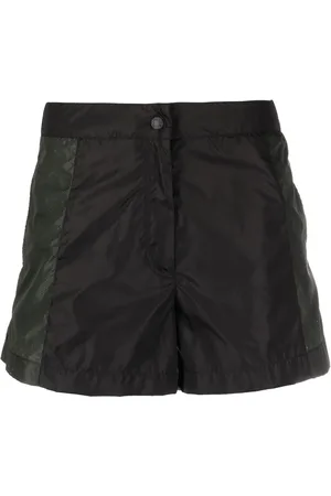 Moncler Shorts mit Logo-Prägung