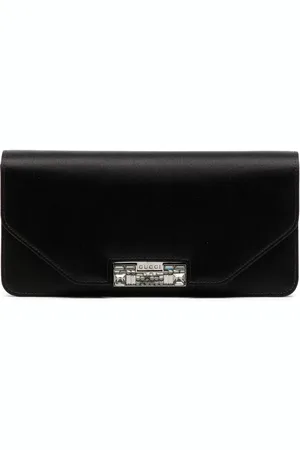 Gucci Clutch mit Logo-Gravur
