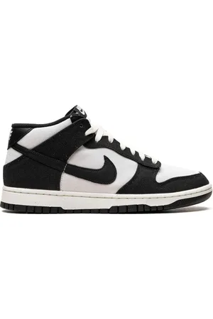 Nike Dunk Mid Black/White Sneakers