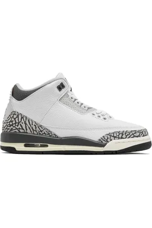Jordan Air Jordan 3 "Hide N Sneak" sneakers