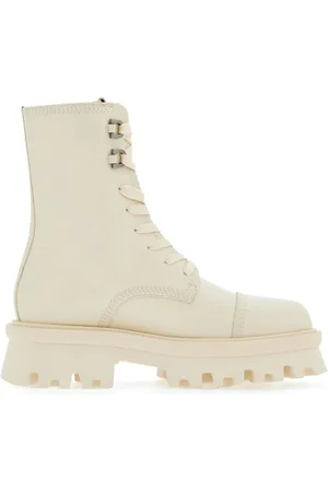 Salvatore Ferragamo Stiefel mit Schnürung