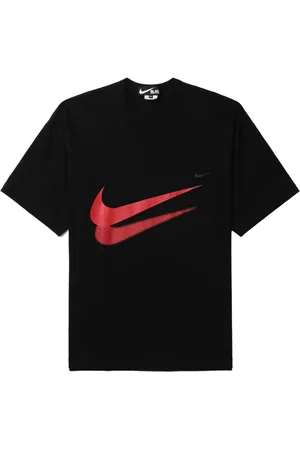 Comme des Garçons T-Shirt mit Swoosh-Print