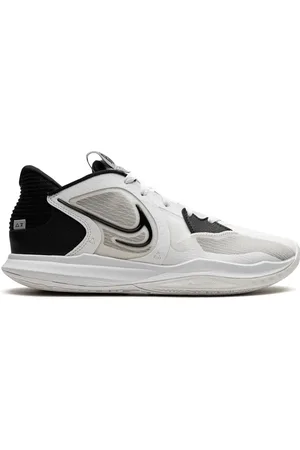 Nike Kyrie 5 Low Sneakers
