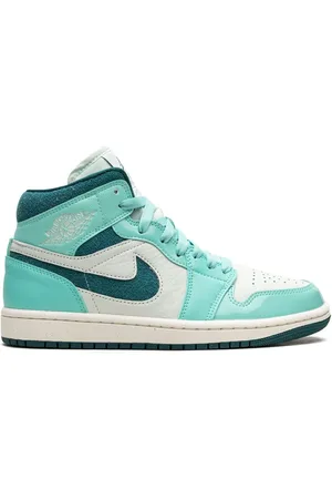Jordan Air 1 Mid SE Sneakers