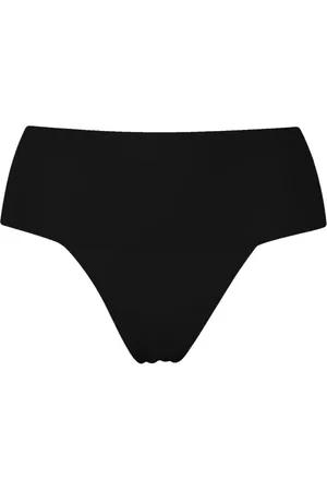 Spanx Undie-tectable Tanga