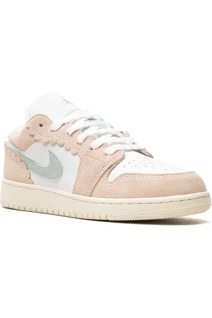 Jordan Air Jordan 1 Low SE Guava Ice Sneakers