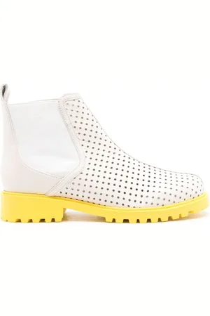 Sarah Chofakian Louis Stiefel