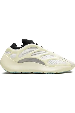 adidas Yeezy Boost 700 V3 