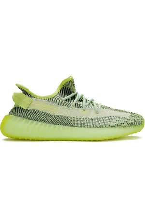 adidas Yeezy Boost 350 V2 