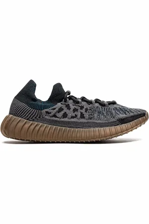 adidas YEEZY Boost 350 V2 CMPCT Slate Blue Sneakers