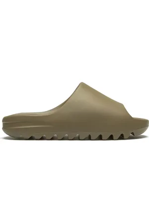 adidas YEEZY Earth Brown Pantoletten