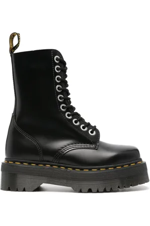 Dr. Martens 1490 Quad Stiefel