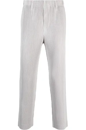 Issey Miyake Plissierte Straight-Leg-Hose