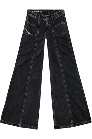 Diesel Halbhohe D-Akki Bootcut-Jeans