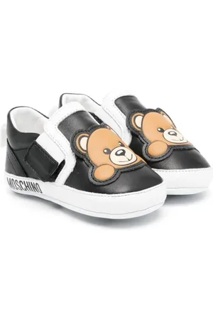 Moschino Sneakers mit Teddy-Applikation