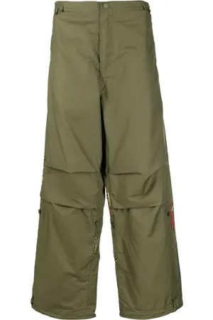 Maharishi Cargohose mit Tiger vs Samurai-Stickerei