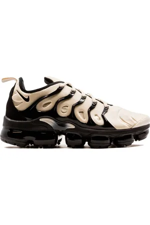 Nike Air VaporMax Plus Sneakers