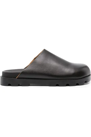 Camper Brutus Mules