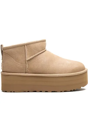 UGG Classic Ultra Mini Platform "Sand" Stiefel