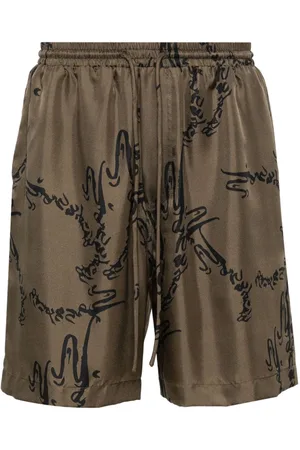 Nanushka Shorts aus Seide mit abstraktem Print