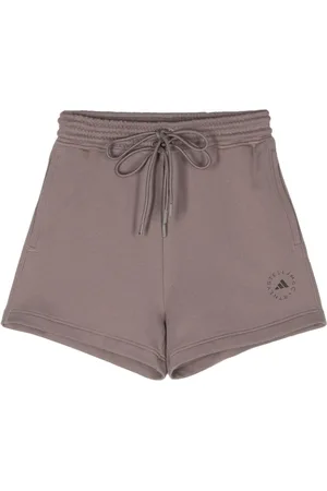 adidas Terry Shorts aus Bio-Baumwolle