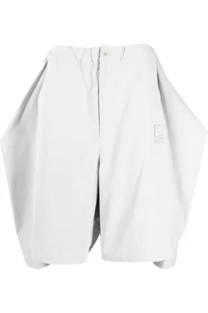 Maison Mihara Yasuhiro Kombi-Shorts im Deconstructed-Look