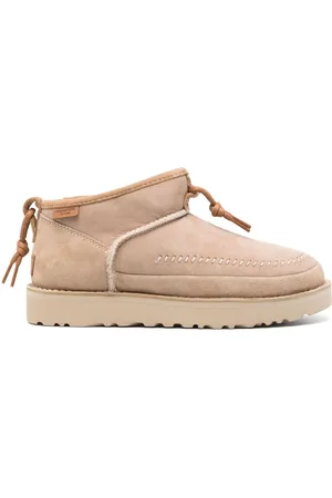 UGG Ultra Mini Crafted Regenerate Wildlederstiefel