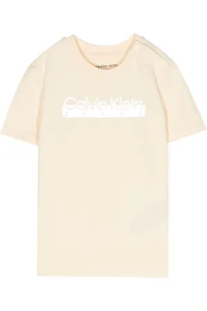 Calvin Klein T-Shirt mit Metallic-Logo