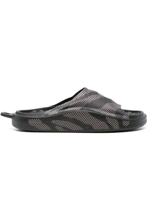 adidas Pantoletten mit Logo-Prägung