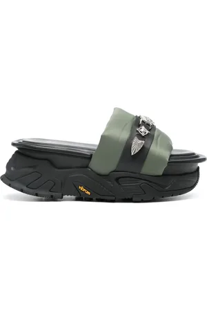 TOGA PULLA Flatform-Sandalen mit Nietenverzierung