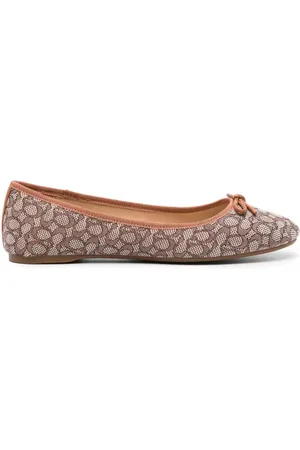 Coach Abigail Ballerinas mit Monogramm
