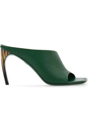 Salvatore Ferragamo Mules mit Design-Absatz