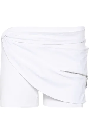 Nike X Jacquemus Shorts im Layering-Look