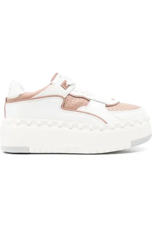 VALENTINO GARAVANI Freedots XL Sneakers