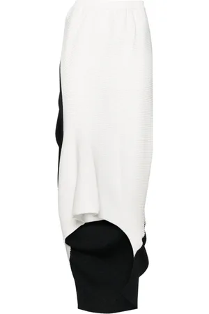 Issey Miyake Gerippter Midirock