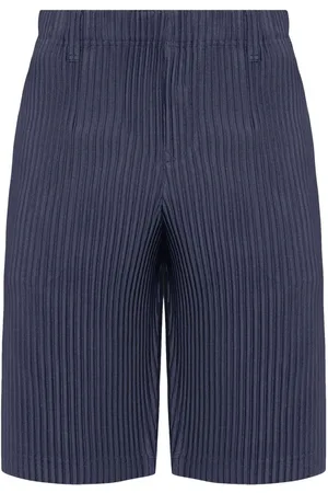 Issey Miyake Plissierte Shorts