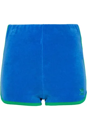adidas Shorts mit Logo
