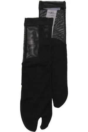 Ioana Ciolacu Tabi Socken aus Mesh