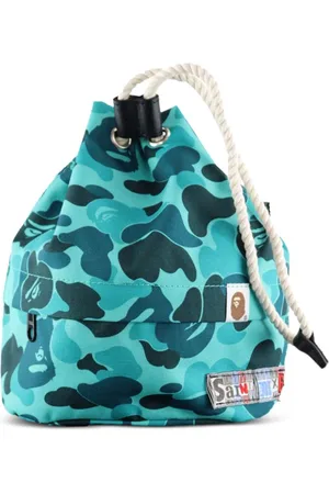 SAINT MXXXXXX X BAPE Beuteltasche mit Camouflage-Print