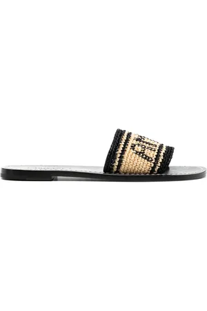 Arteana Sandalen mit gehäkeltem Logo