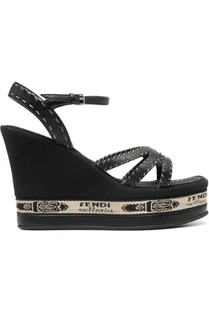 Fendi 2000s Schuhe mit Logo-Schild 110mm