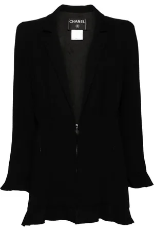 CHANEL 2002 Jacke mit Rüschen