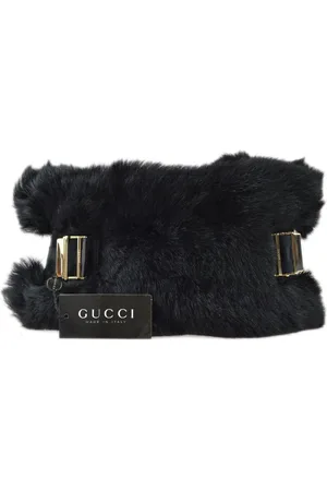 Gucci 1990-2000s Shearling-Stola mit Schnalle