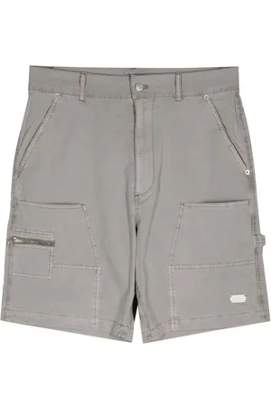 Izzue Shorts mit Logo-Schild