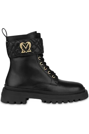 Moschino Stiefeletten mit Logo-Schild